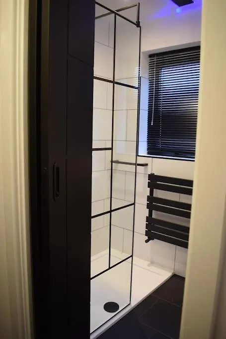 The Little Luxury Getaway! Villa Leeds  0*, Leeds (West Yorkshire)
